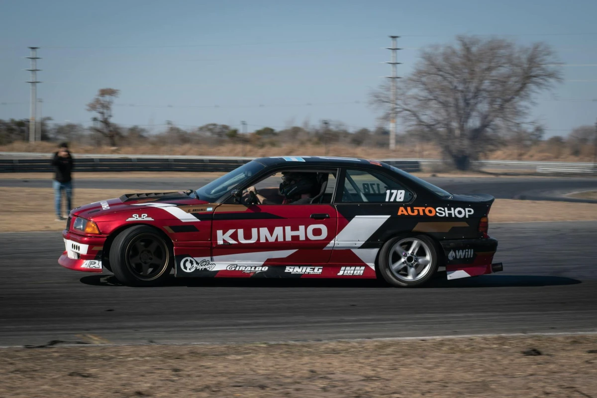 BMW E36 on a drift track