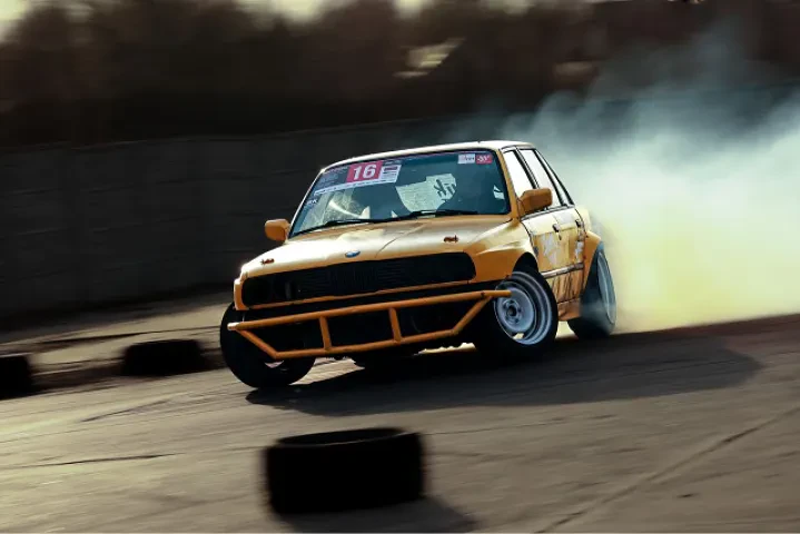 BMW E30 1989