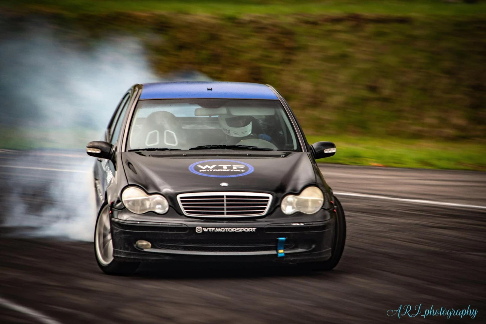 Mercedes-Benz W203 C-Class 