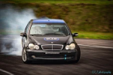 Mercedes-Benz W203 C-Class 