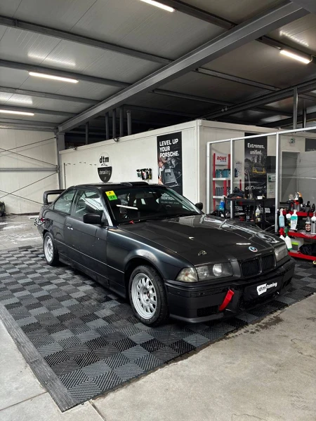 BMW E36 1998