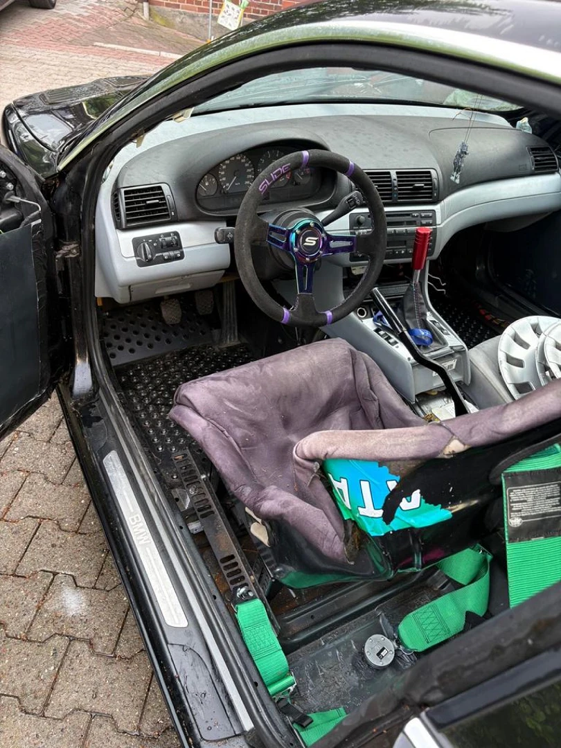 BMW E46 2003