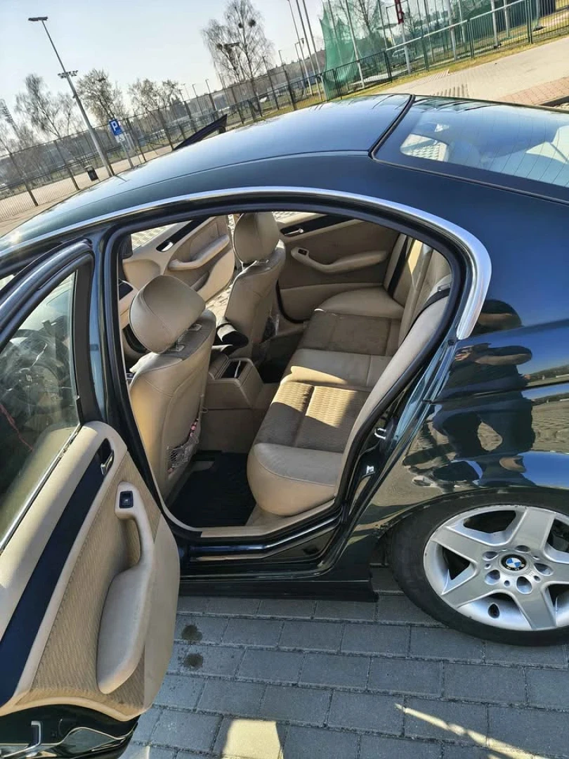 BMW E46 2003