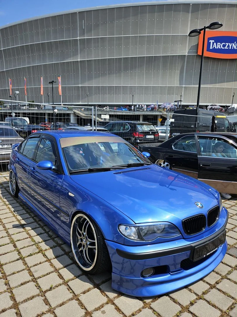 BMW E46 2002