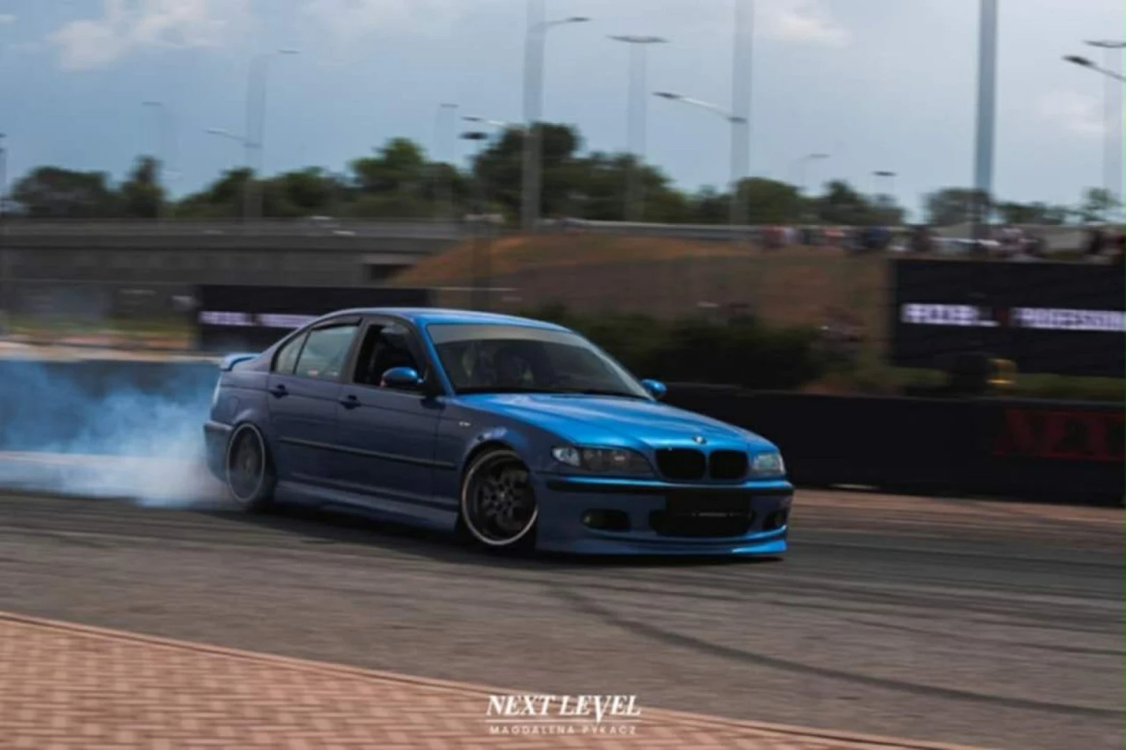 BMW E46 2002