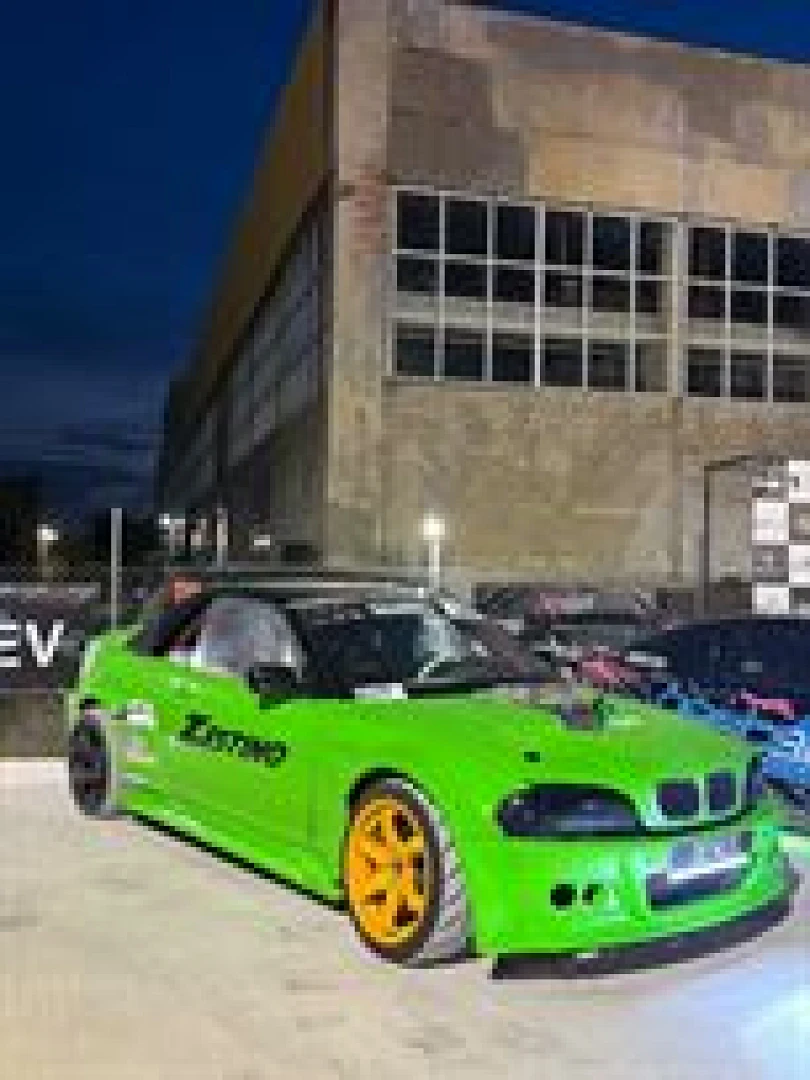 BMW E46 2002