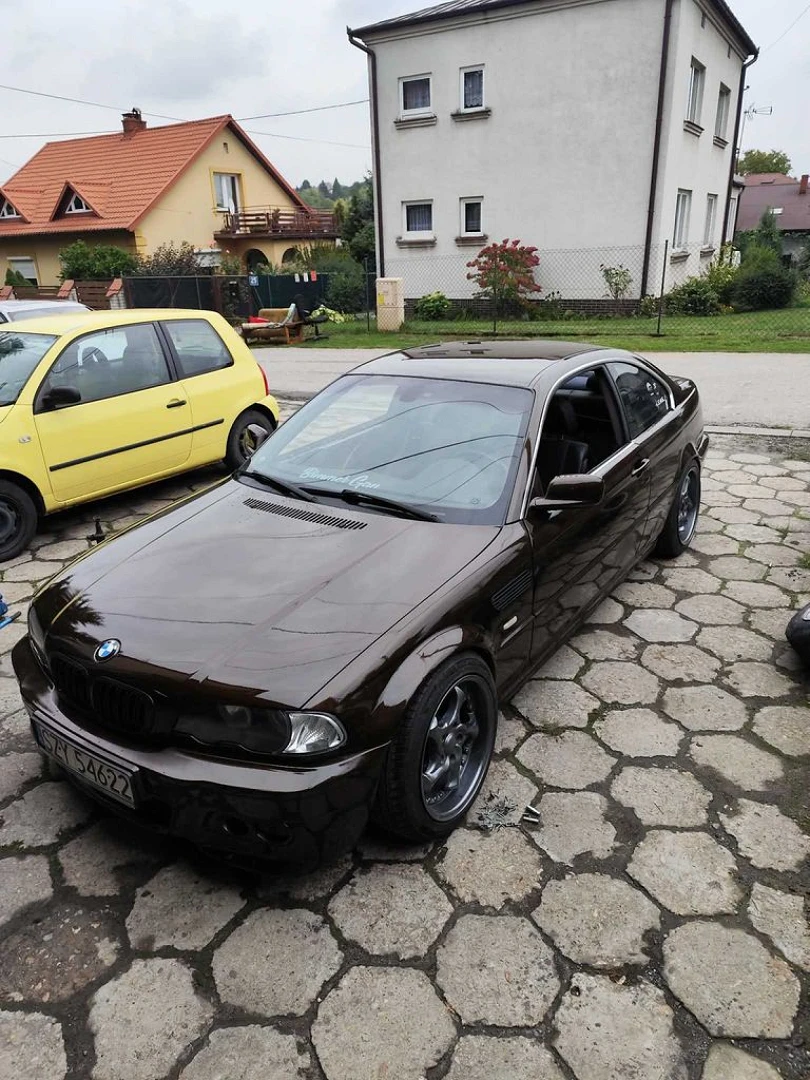 BMW E46 2001