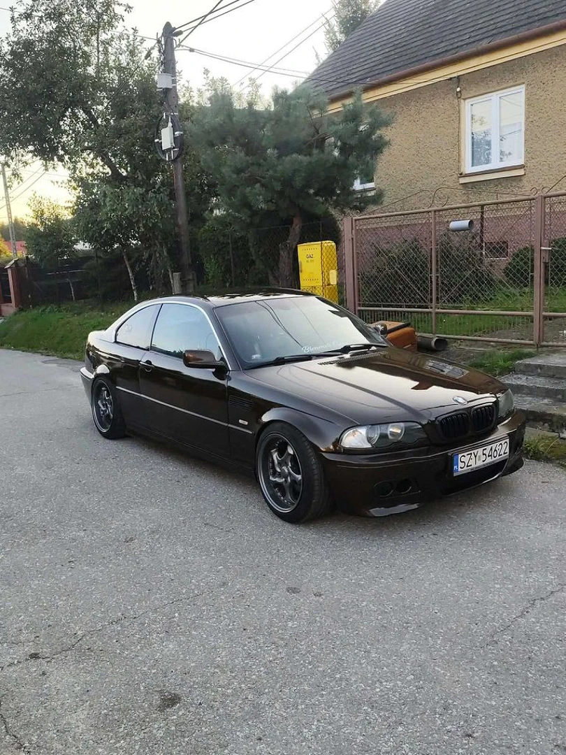 BMW E46 2001
