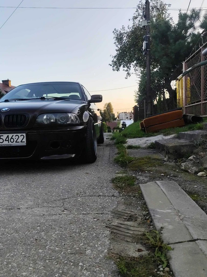 BMW E46 2001