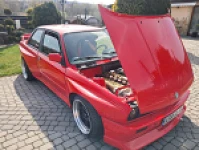 BMW E30 1990