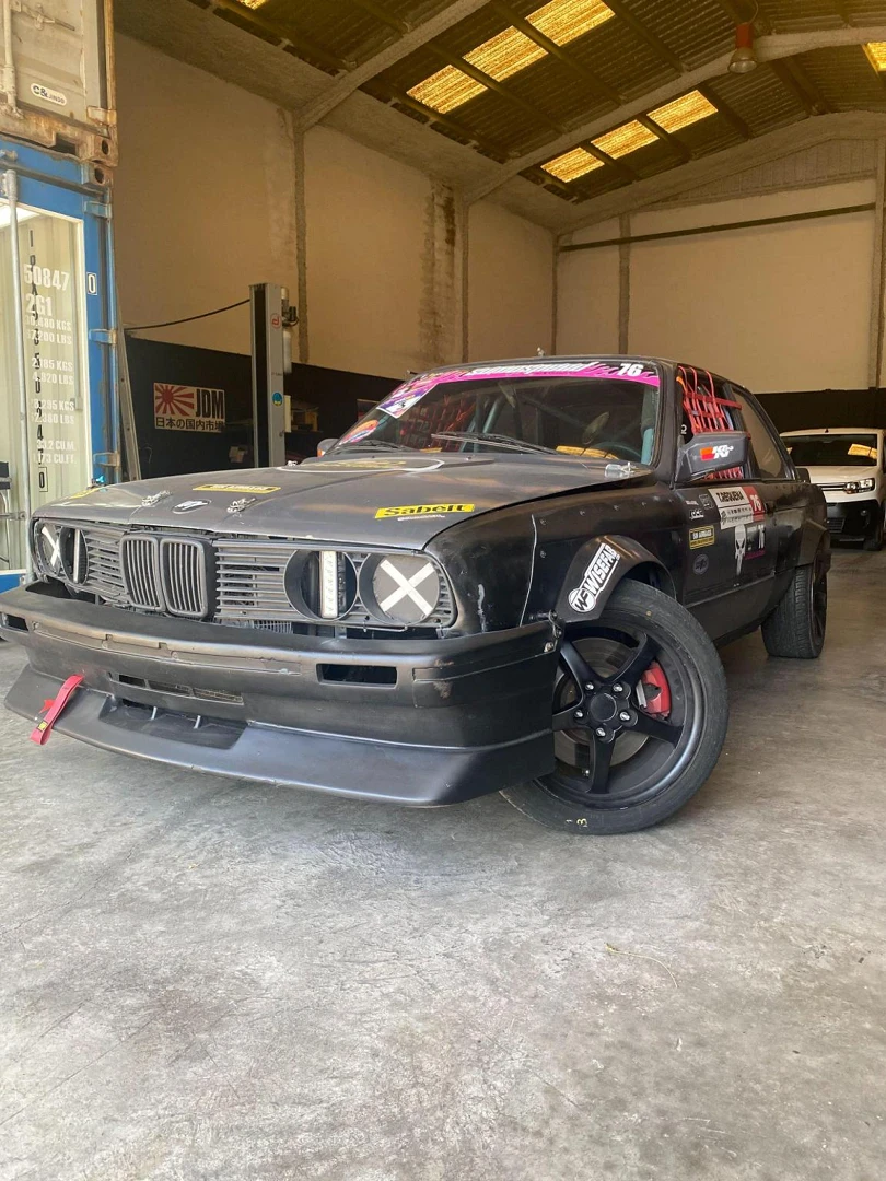 BMW E30 