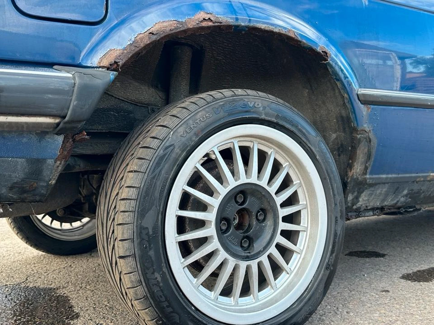 BMW E30 1986