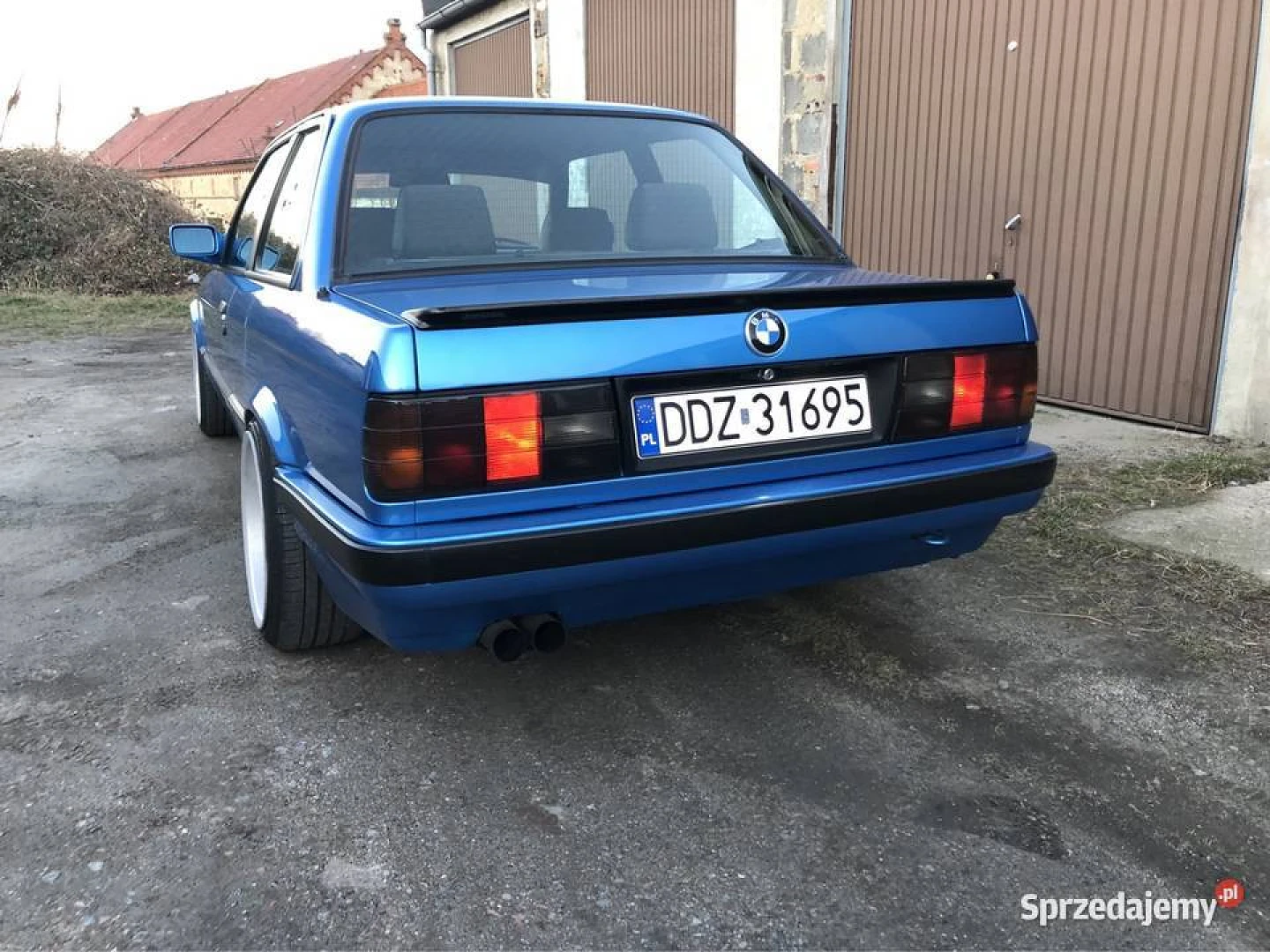 BMW E30 1991