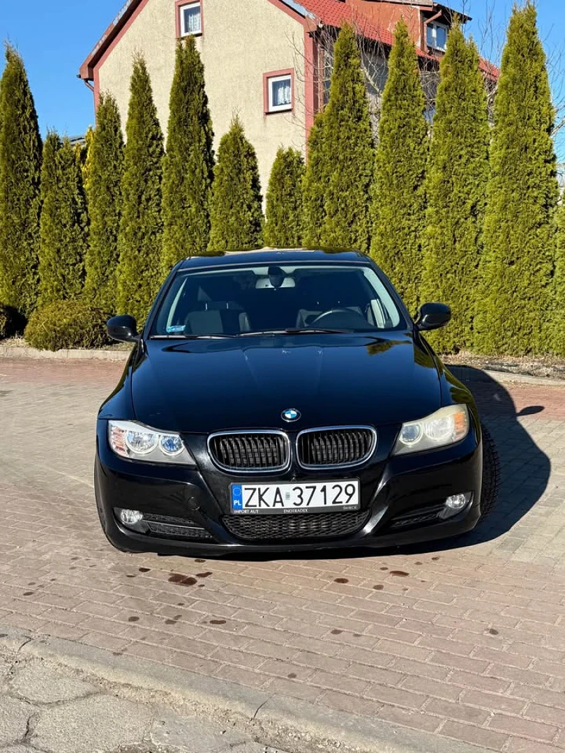 BMW E90 2011
