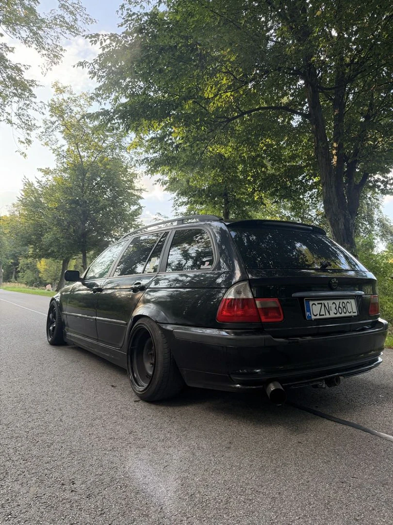 BMW E46 2002