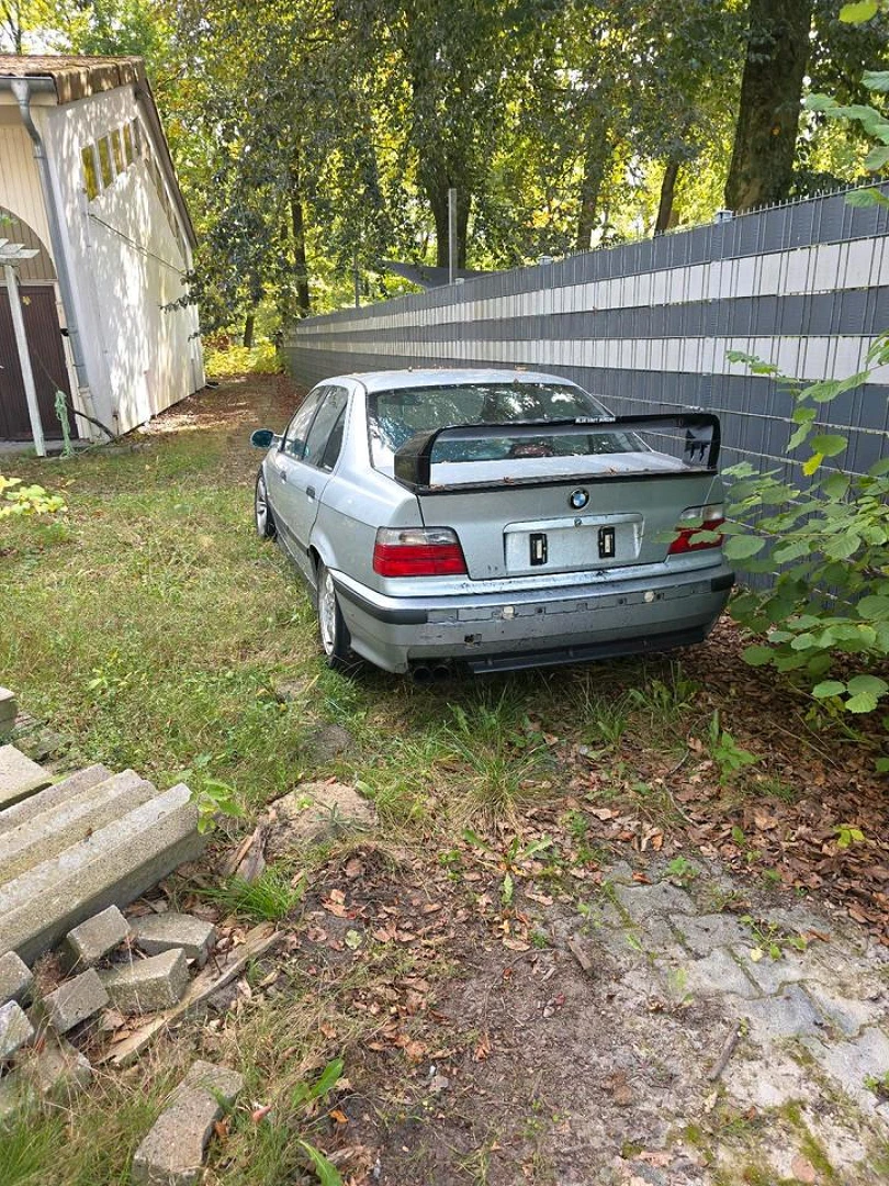 BMW E36 1998