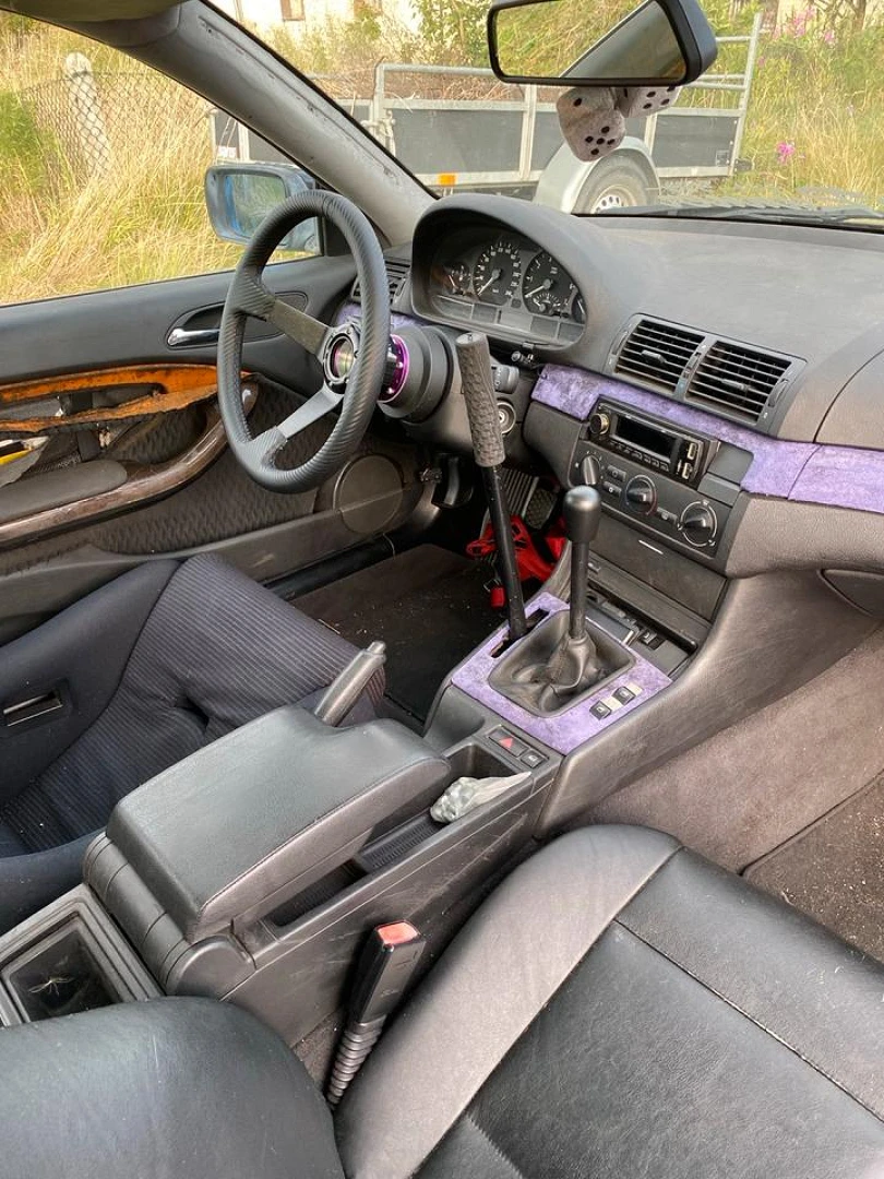 BMW E46 2000