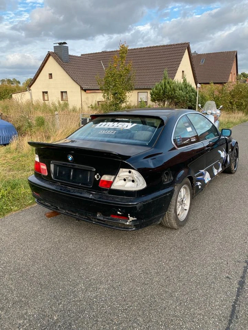 BMW E46 2000