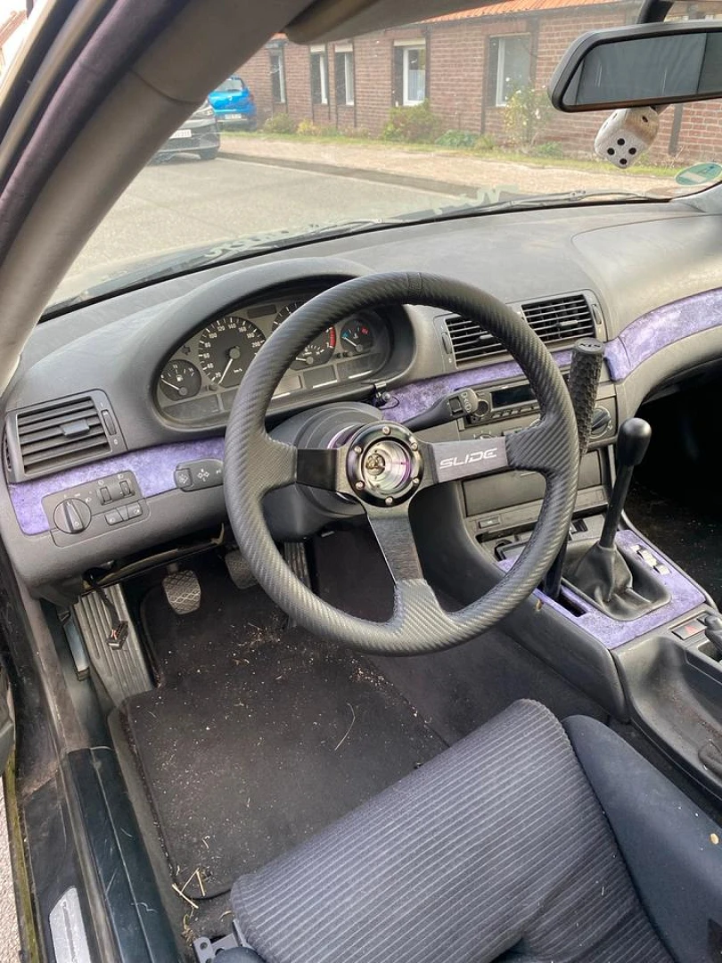 BMW E46 2000