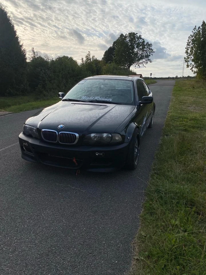 BMW E46 2000