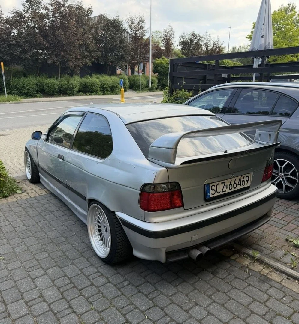 BMW E36 1998