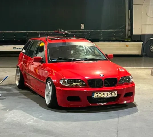 BMW E46 2001
