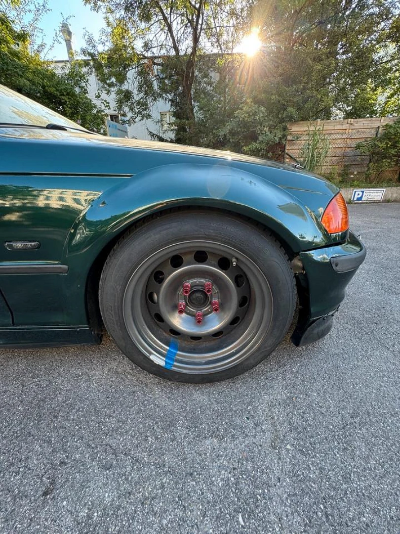 BMW E46 1999