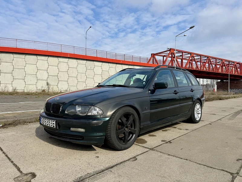 BMW E46 2001