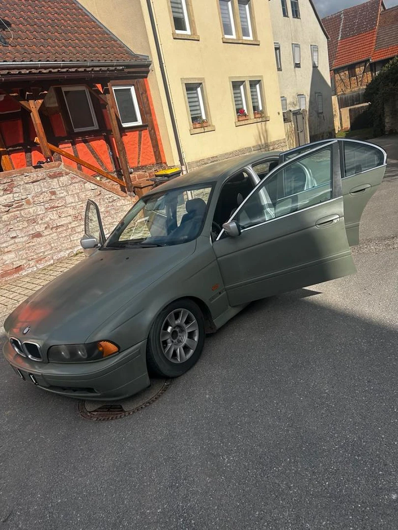 BMW E39 2003