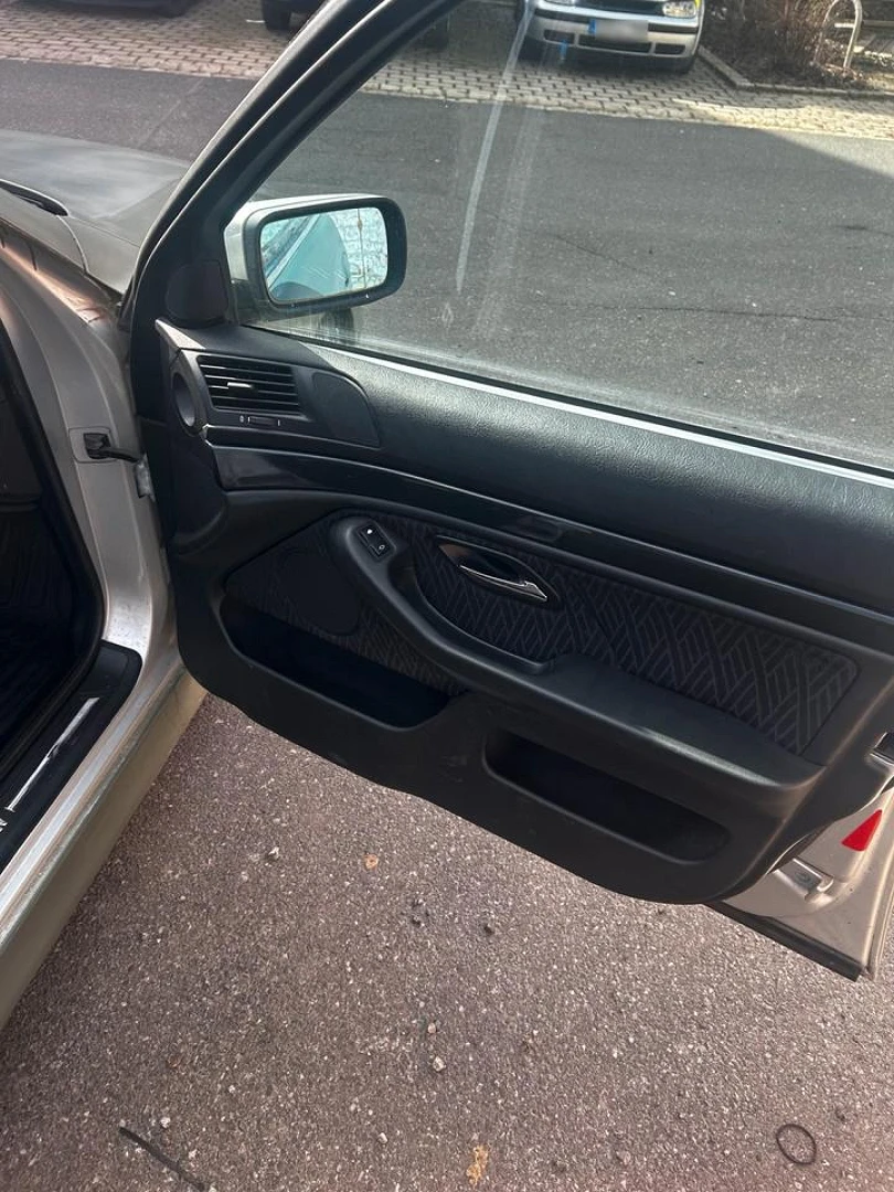 BMW E39 2003