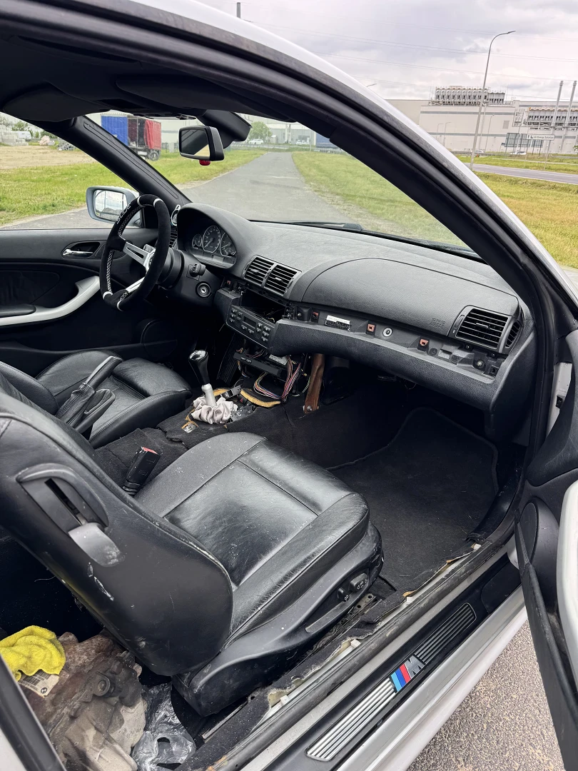 BMW E46 2005