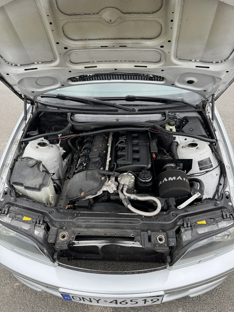 BMW E46 2005