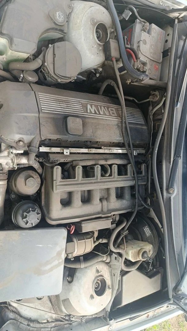 BMW E46 2003