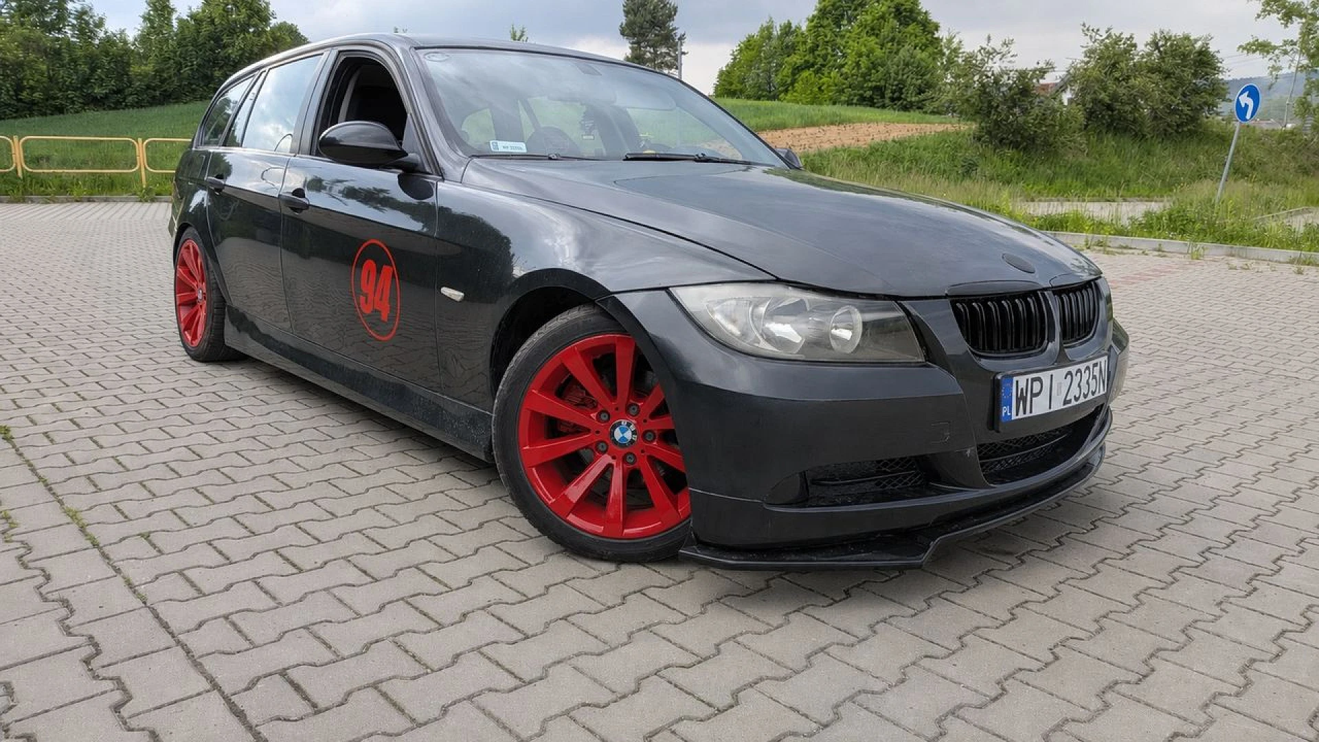 BMW E91 2006