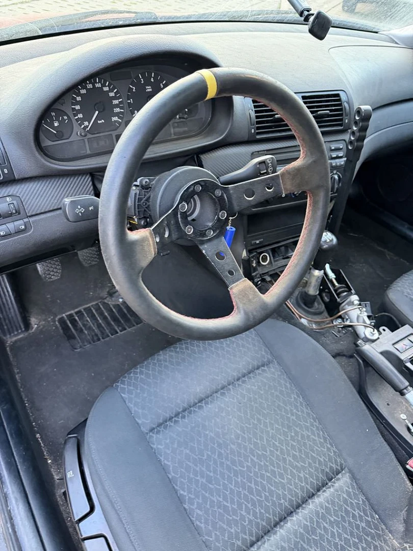 BMW E46 2005