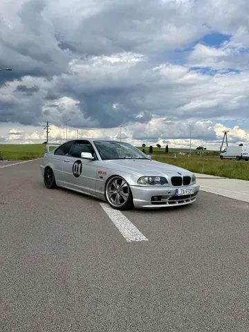 BMW E46 2000