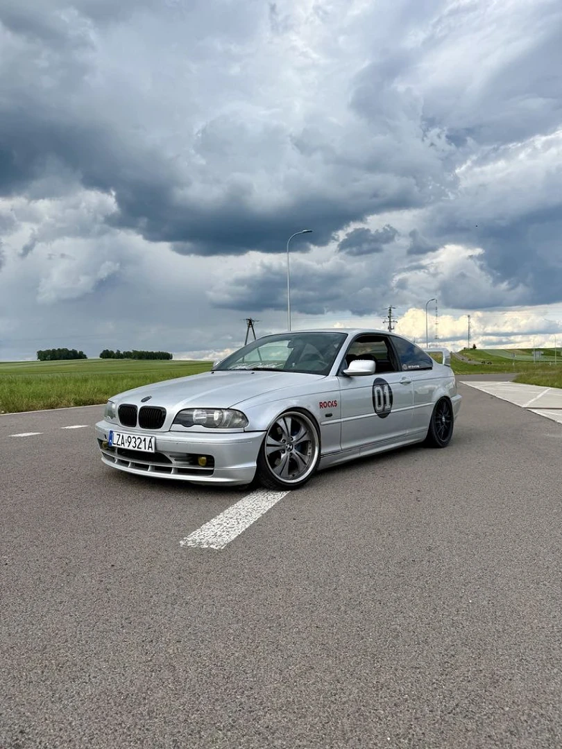 BMW E46 2000