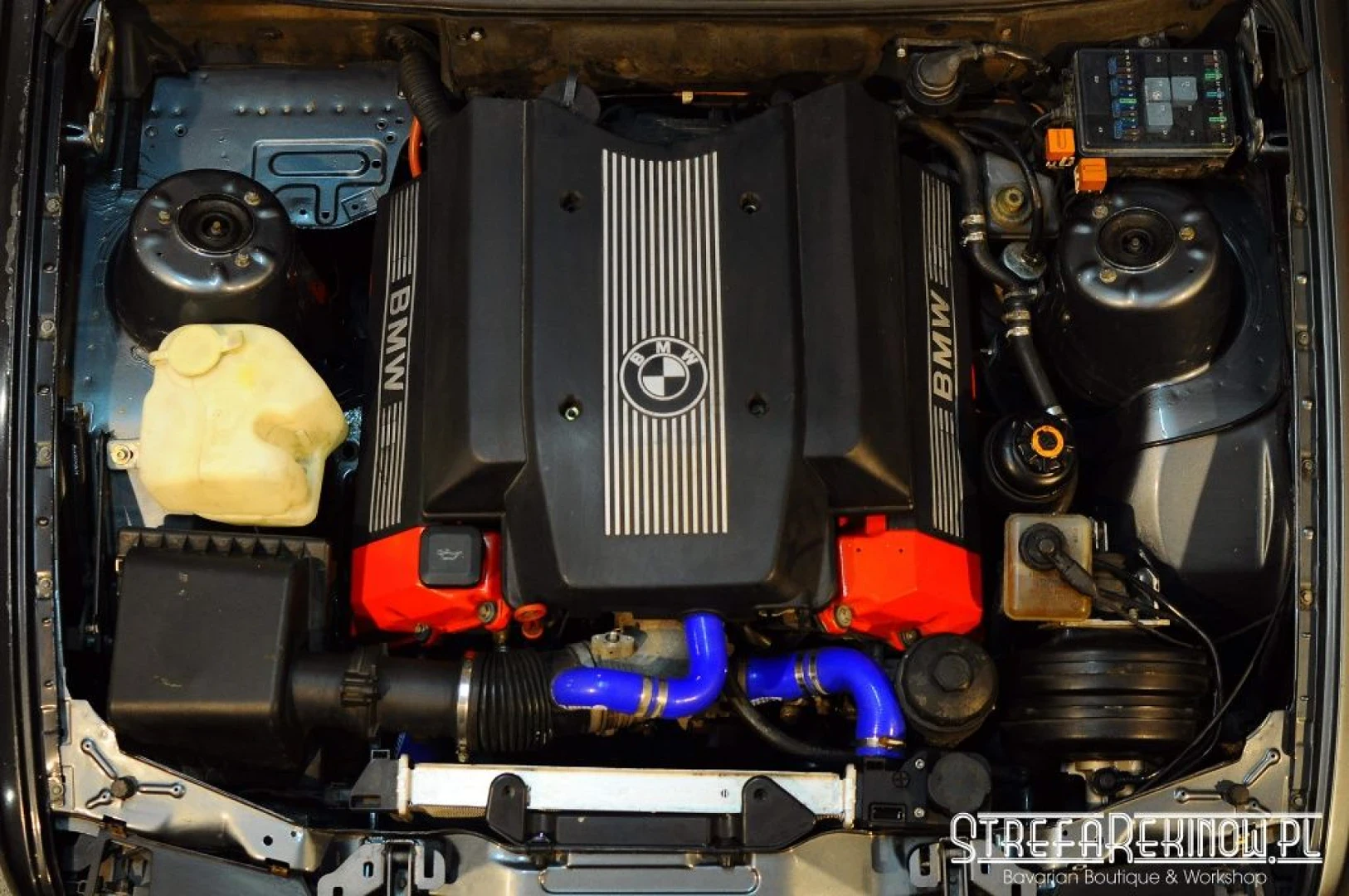 BMW E30 1990