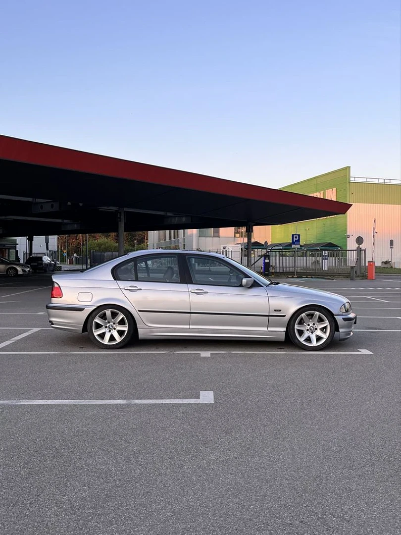 BMW E46 1998