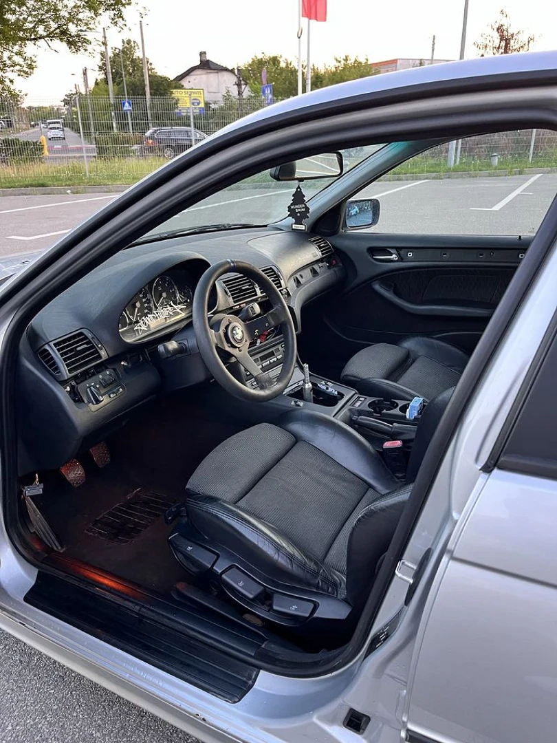 BMW E46 1998