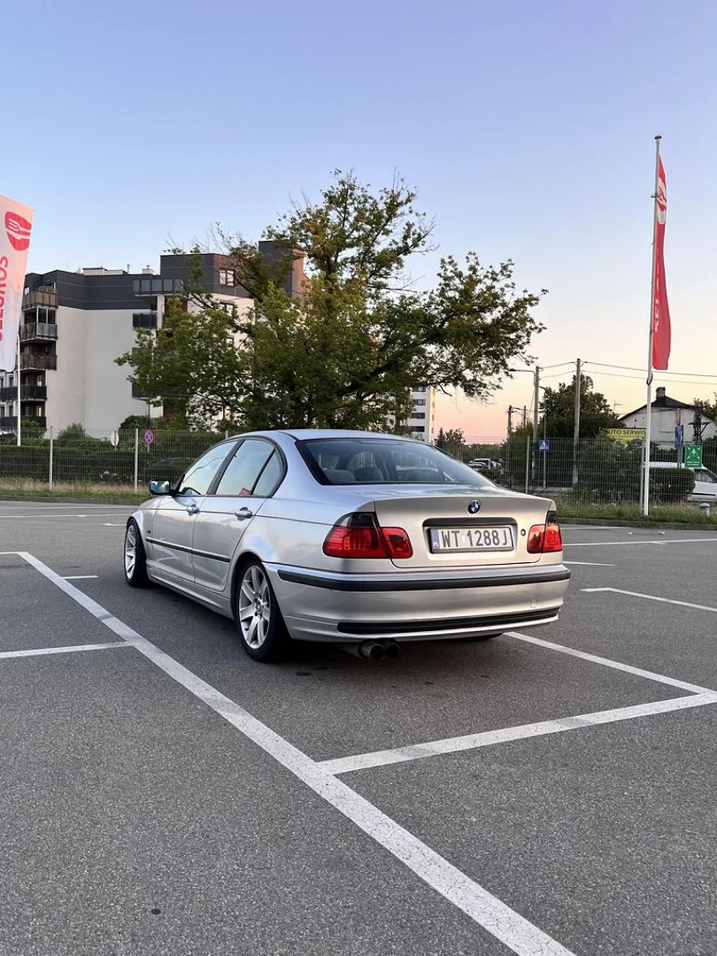 BMW E46 1998