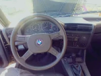 BMW E30 1988
