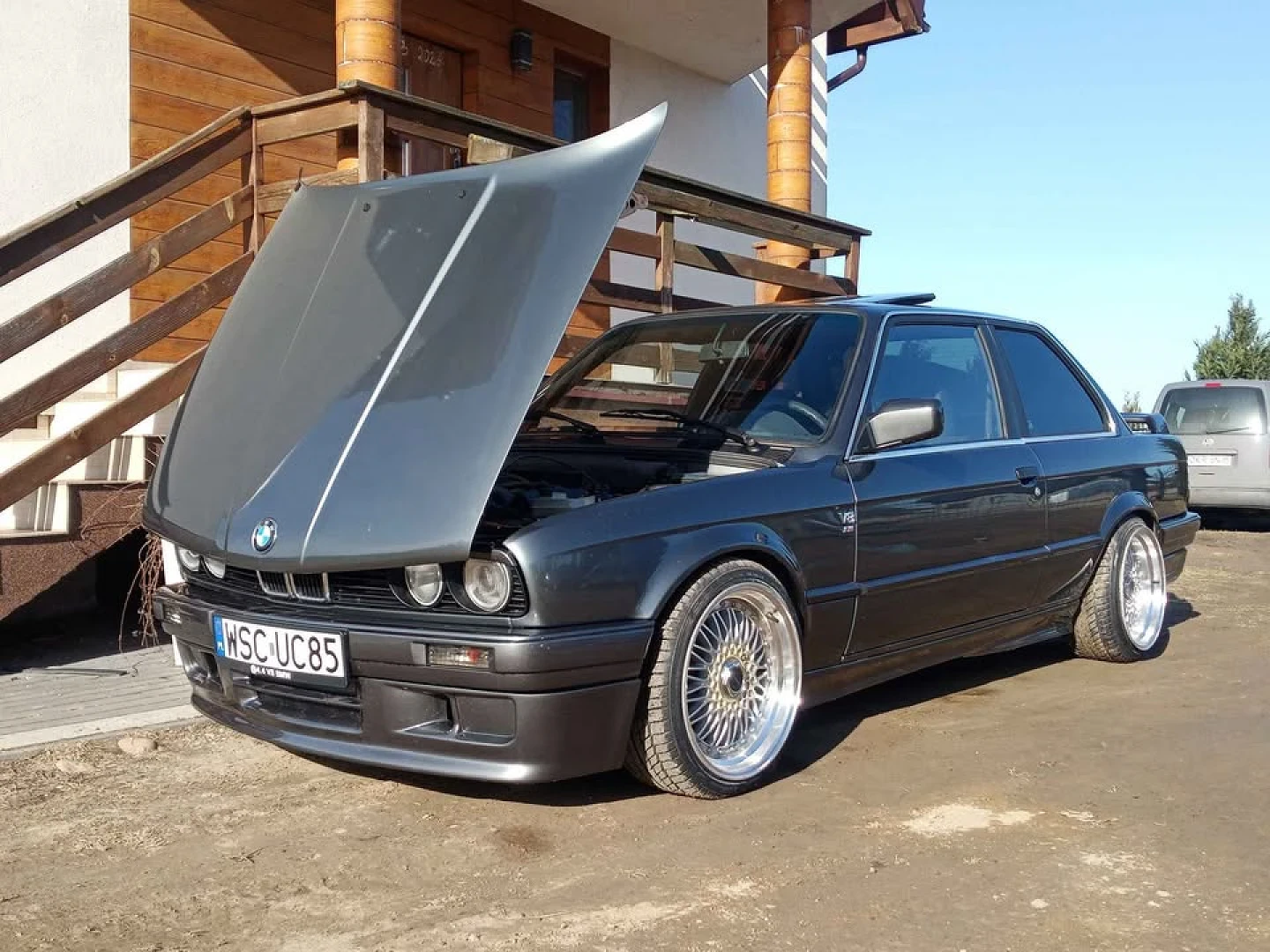 BMW E30 1988