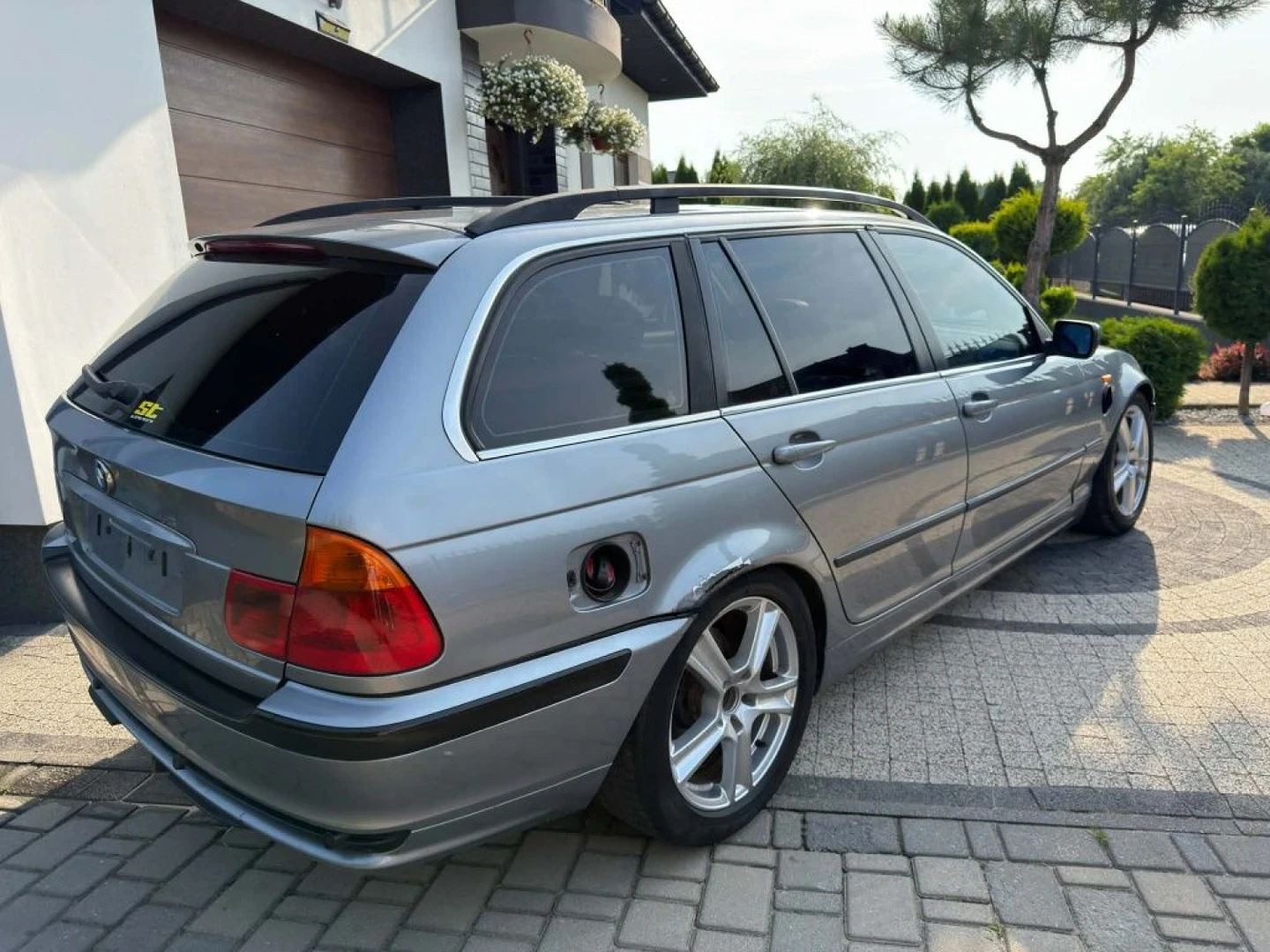 BMW E46 2003