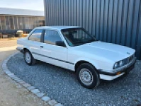 BMW E30 1987