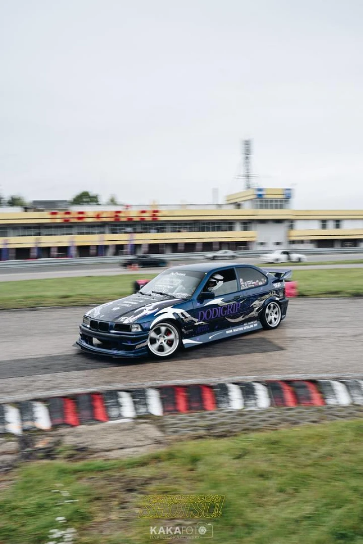 BMW E36 1999