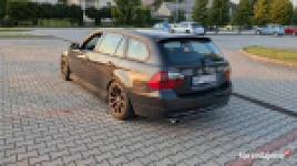 BMW E91 2006