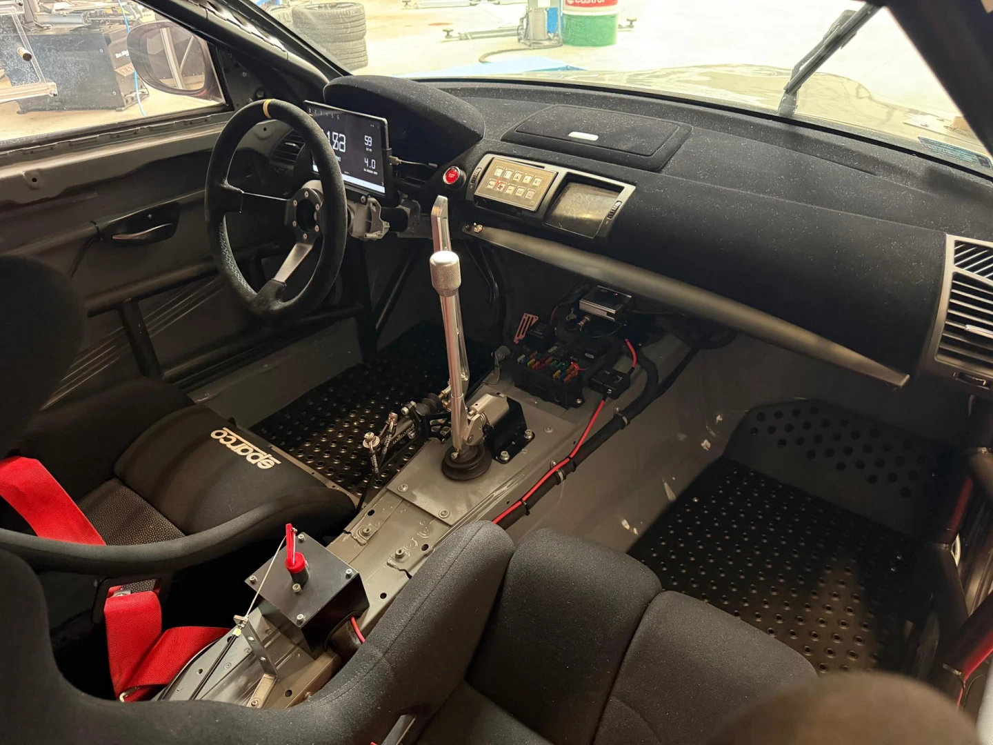 BMW E82 2025