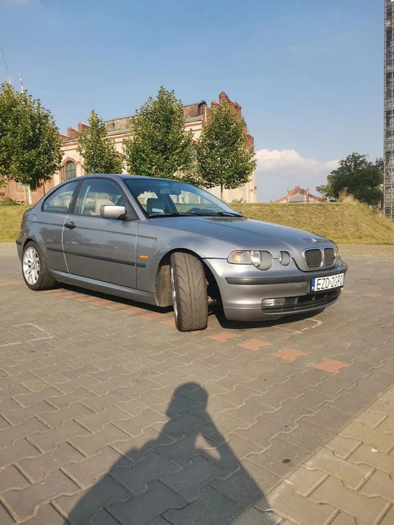 BMW E46 2003