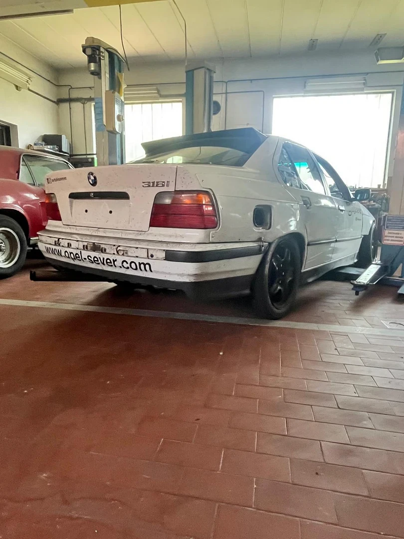 BMW E36 1997